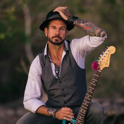 Zak Dylan, singer-songwriter in Cairns North, photo 2