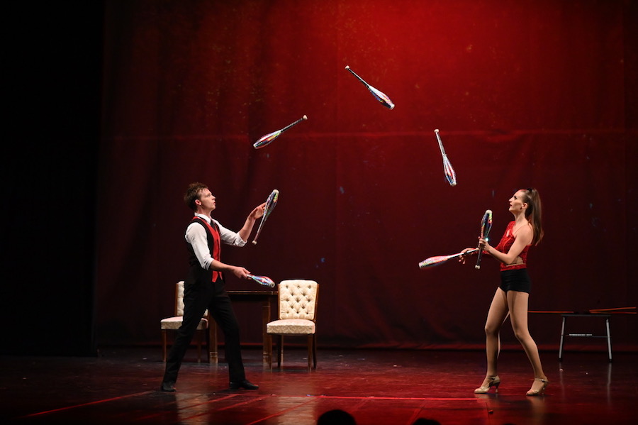 Cameo Rascale, acrobat in Perth, photo 2