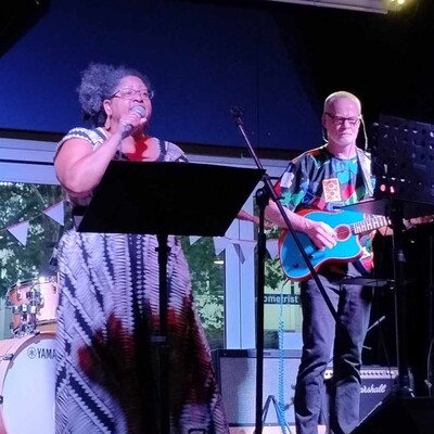 Rewind & Play, musical duo in Canberra, photo 2