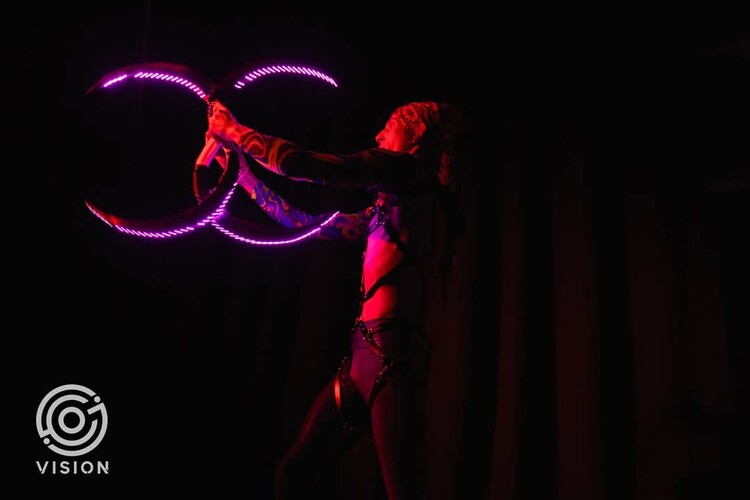 Fyrelaw, fire performer in Canberra, photo 3