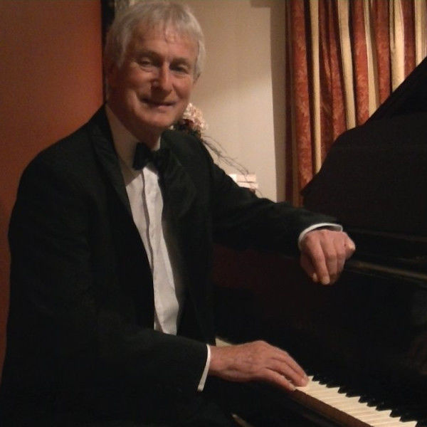 Nigel Poole, pianist in Canberra