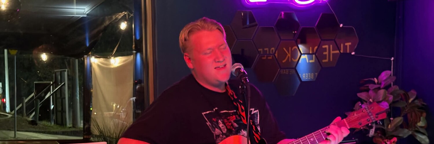 Conor Sneddon, singer-songwriter in Clyde North, photo 3