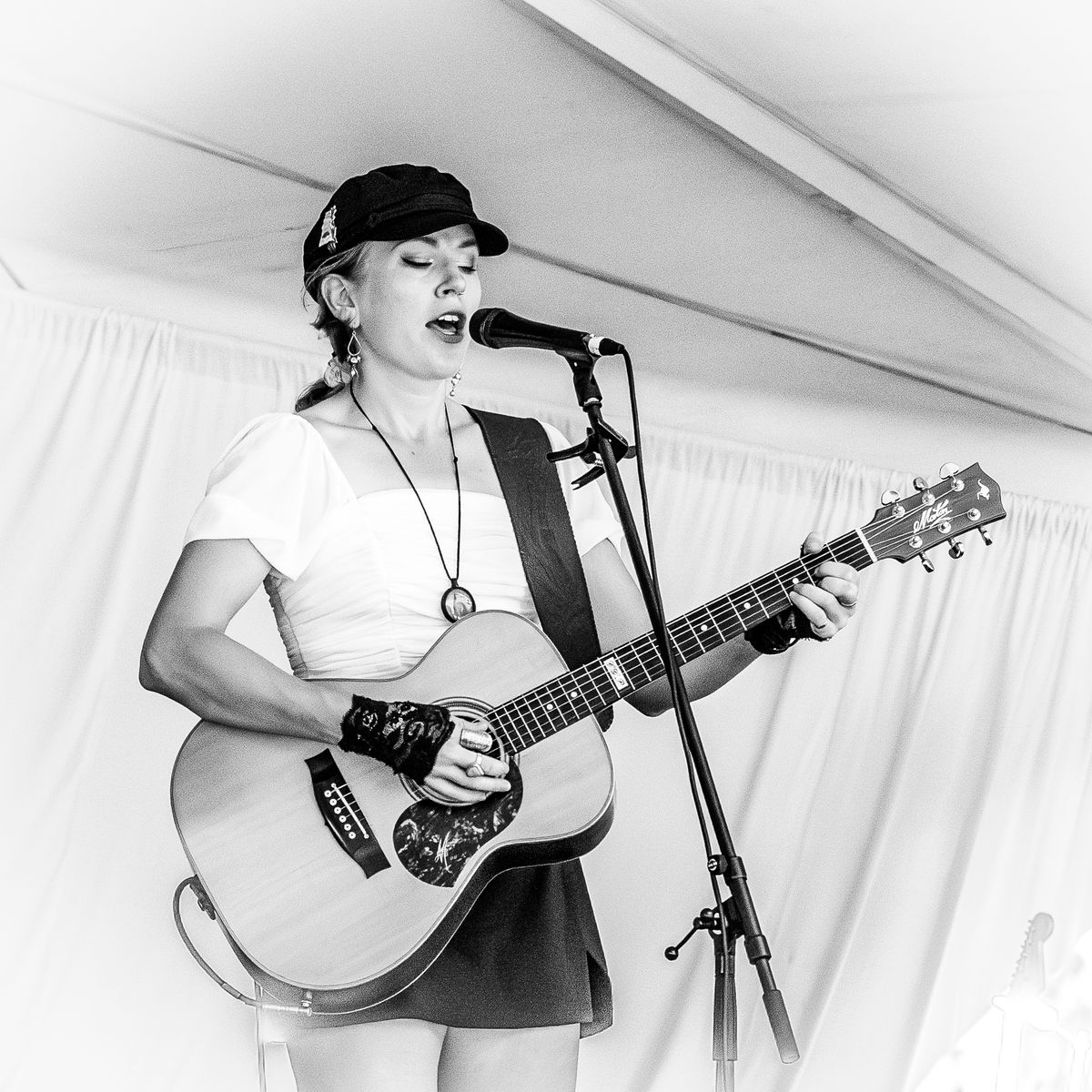 Erin Conart, singer-songwriter in Darwin