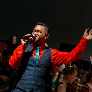 Shalom Kaa, mc-master of ceremonies in Darwin, photo 2