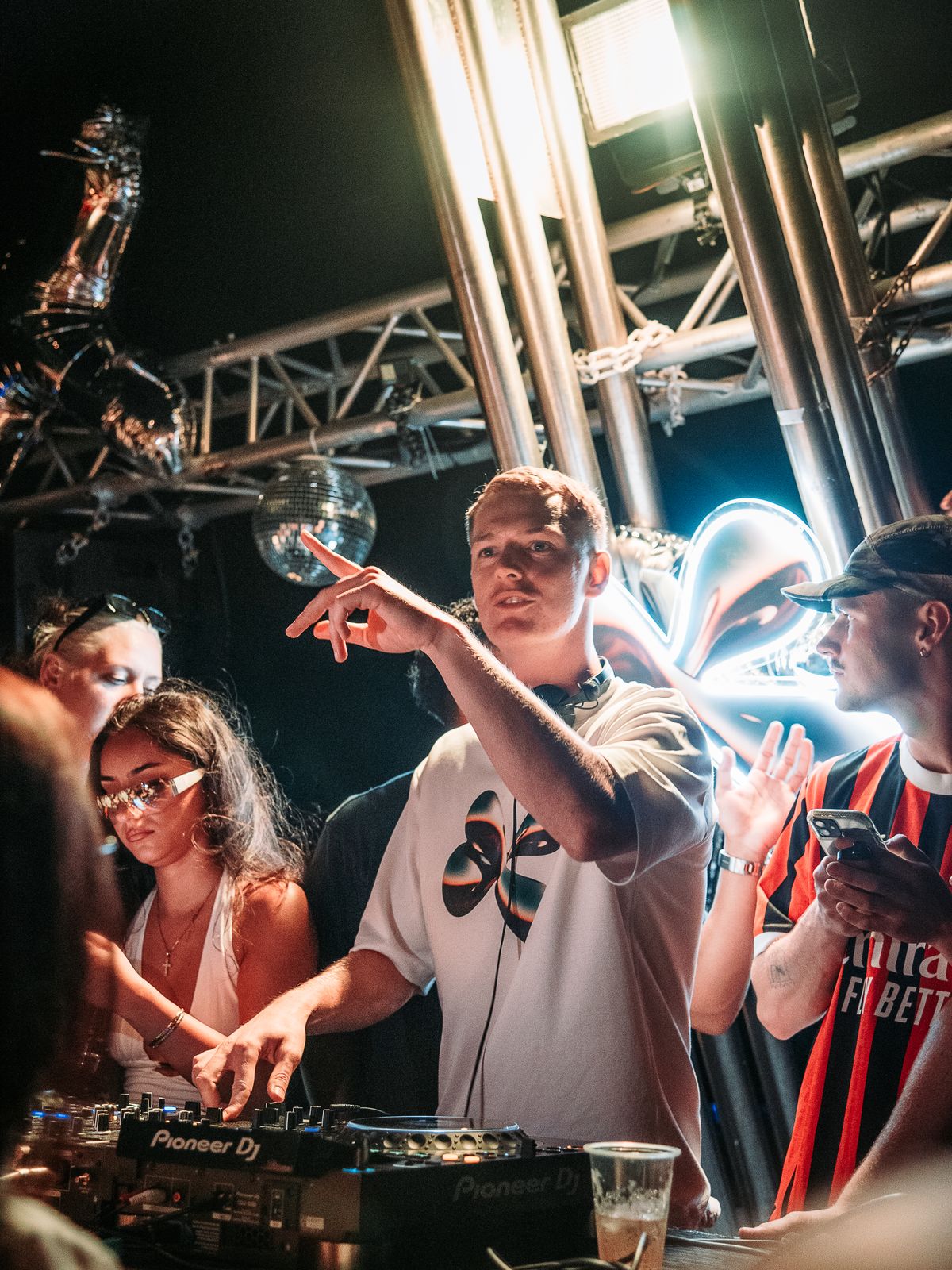 Brok, dj