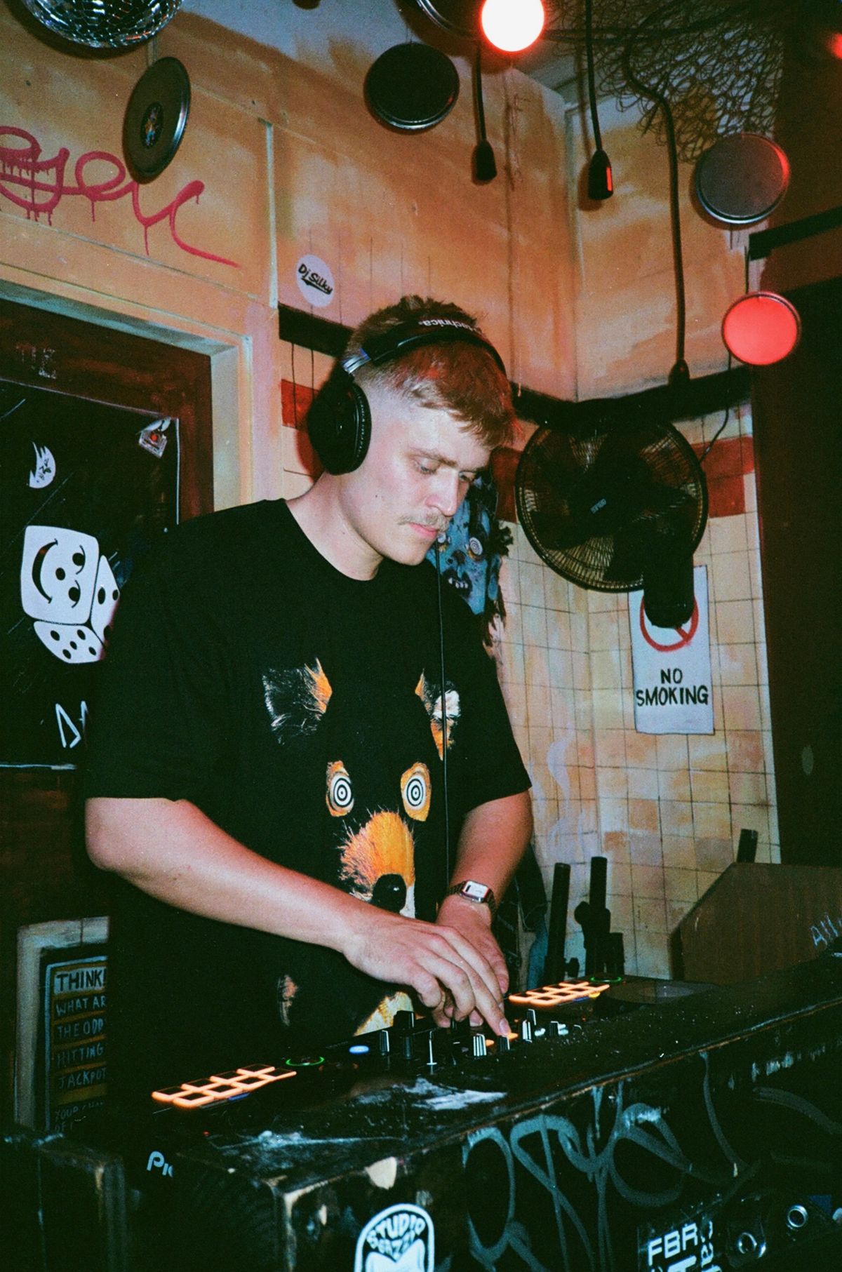 tellmelater, dj
