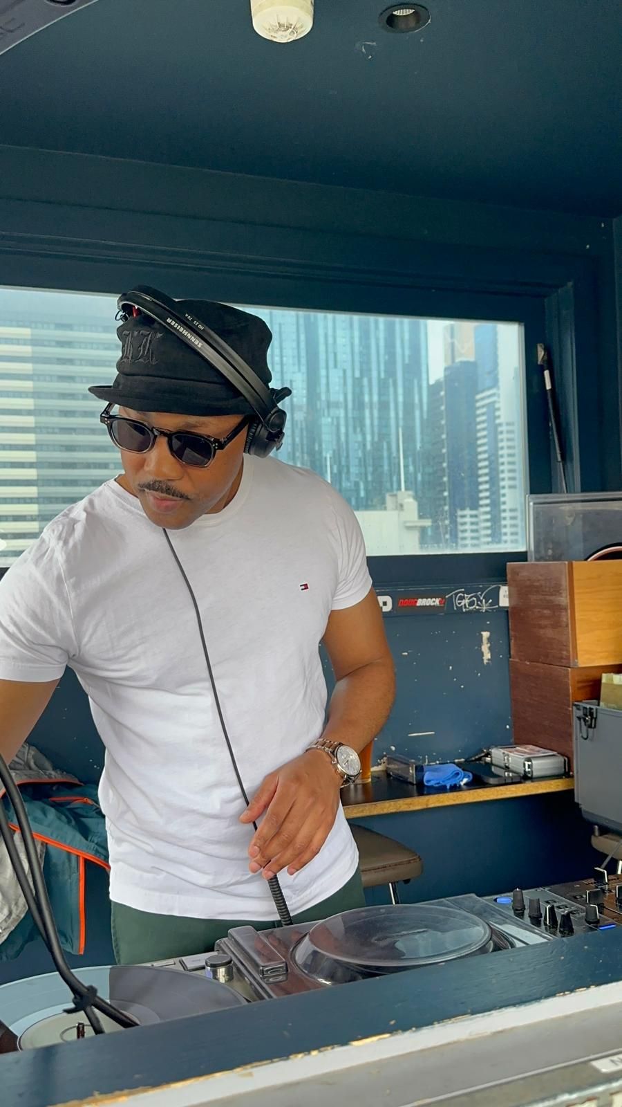 Trey Williams, dj