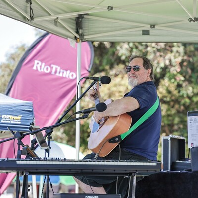 Greg Butcher, musical soloist in Donnybrook, photo 2