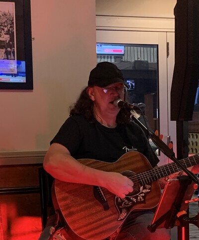 Stevie Joe, singer in Dubbo, photo 2