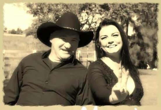 Red Earth, musical duo in Dubbo, photo 3