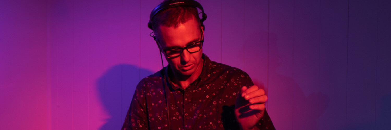Todd James, dj in East Ballina, photo 3