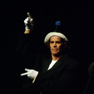 Dennis clare, mime in Faulconbridge, photo 2