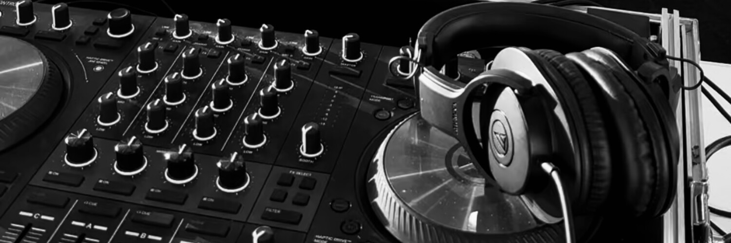 Noah Stott, dj in Geelong, photo 3