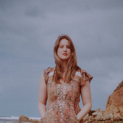 Bella Deer, singer-songwriter in Geelong, photo 2