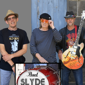 Dom's Liquid Band, cover band in Geelong, photo 2