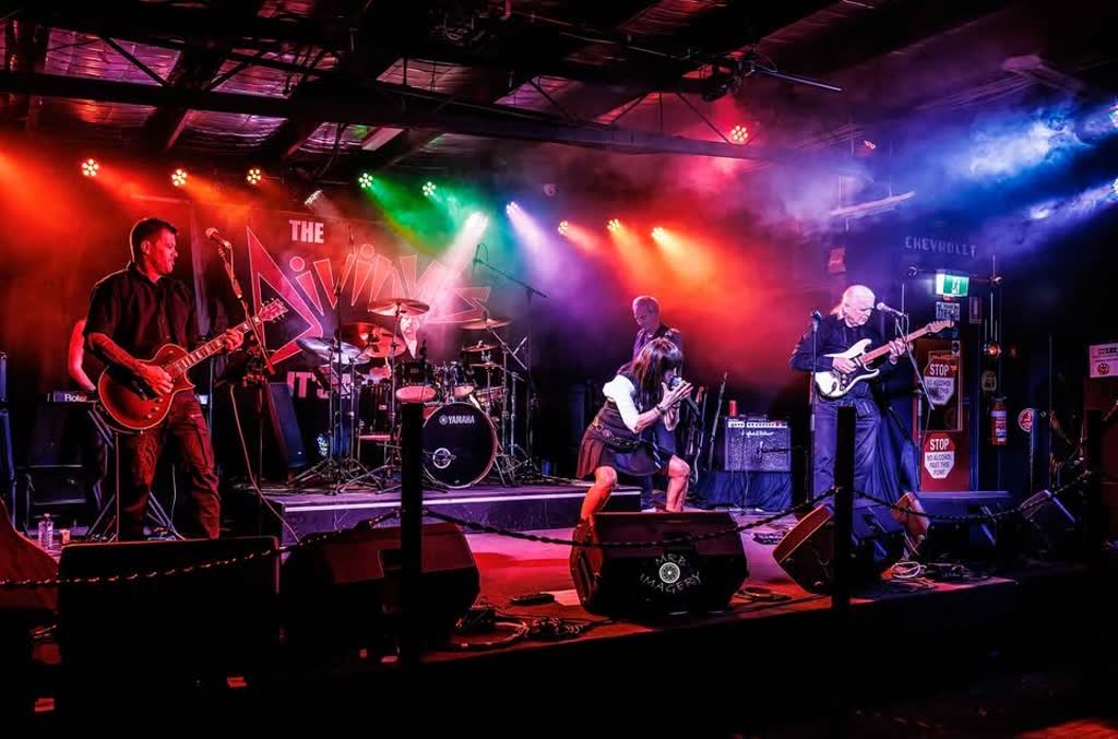 The Divinyls Story- It's A Fine Line, tribute band in Geelong, photo 3