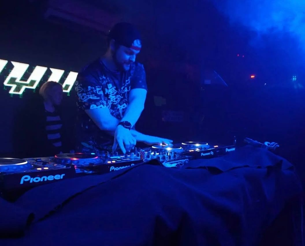 Nickeryyyy, dj in Gladstone