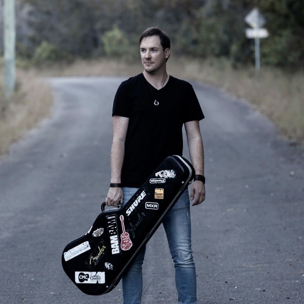 Glen Harrison, singer