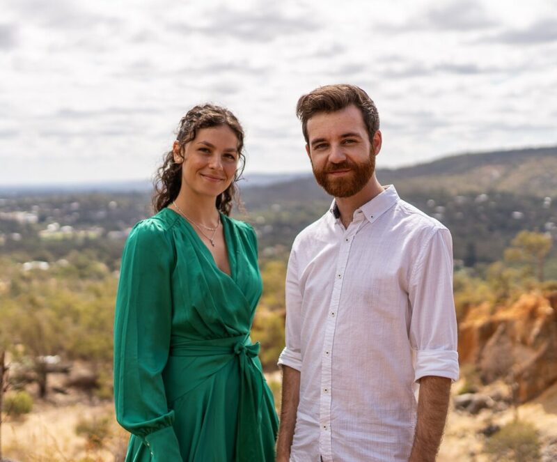 Gloria Viggiano, musical duo in Perth