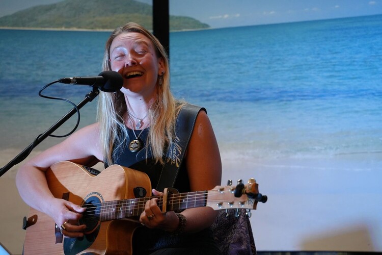 Alexis Star, singer-songwriter in Gold Coast, photo 3