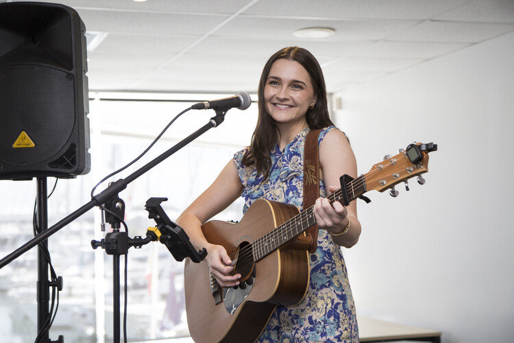 Chloe Styler, singer-songwriter in Gold Coast, photo 3