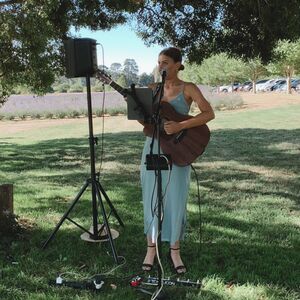 Ellys, singer in Gold Coast, photo 2