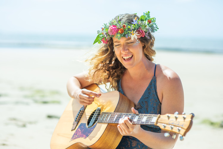 Gabrielle Mathews, singer-songwriter in Gold Coast, photo 3