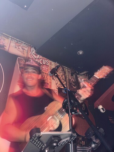 Huddy Faulkner, singer in Gold Coast, photo 3