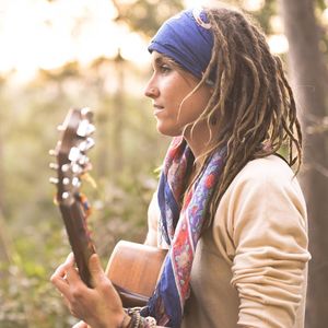 Majelen, singer-songwriter in Gold Coast, photo 2