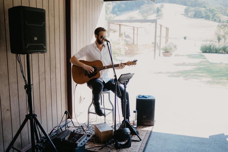 Tyson Faulkner, musical soloist in Gold Coast, photo 3