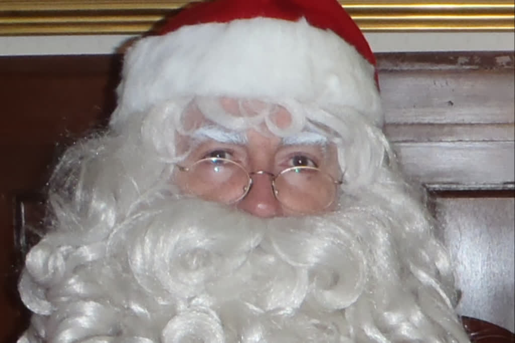 SANTA for hire - Peter Brain, actor in Gold Coast