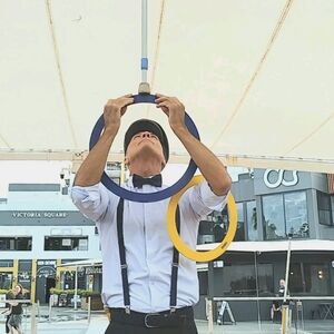 The Balancing Man, balancing act in Gold Coast, photo 2