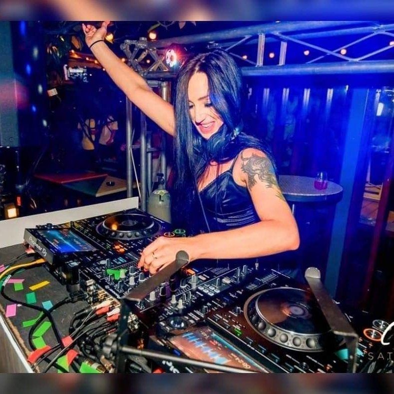 DJ Jenna, live in Gold Coast
