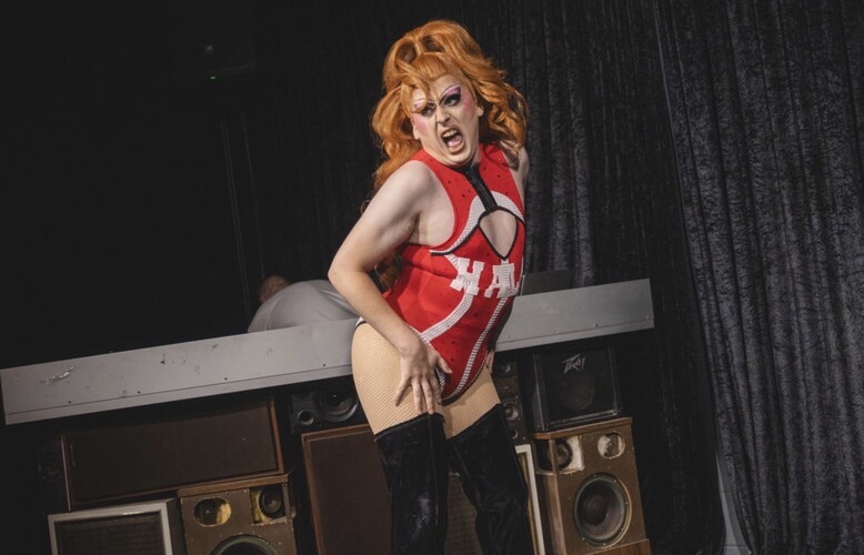 Luna DLux, drag in Gold Coast, photo 3