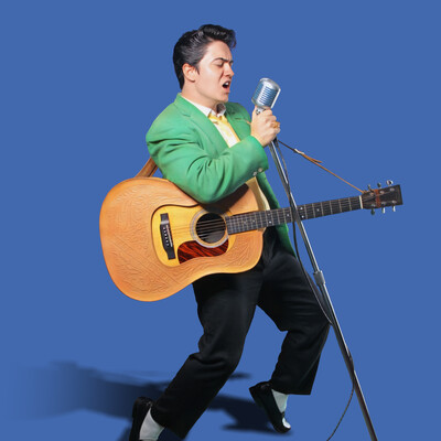 Elvis Roberts, singing impersonator in Gold Coast, photo 2