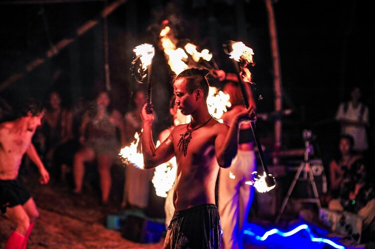 Nezha, fire performer in Gold Coast, photo 3