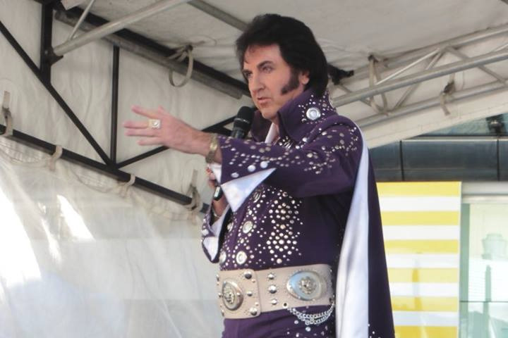 Elvis Impersonator Pete Memphis, live in Gold Coast, photo 3