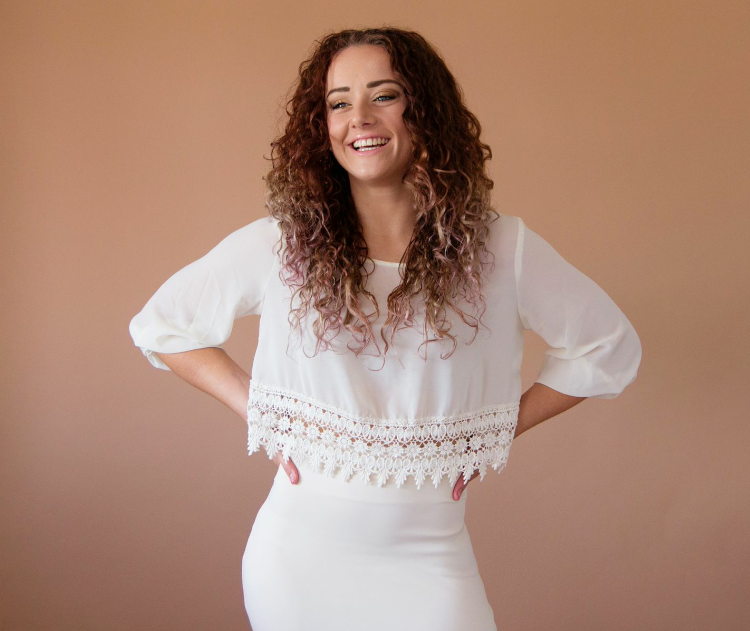 Monique Louise, roving entertainer in Gold Coast