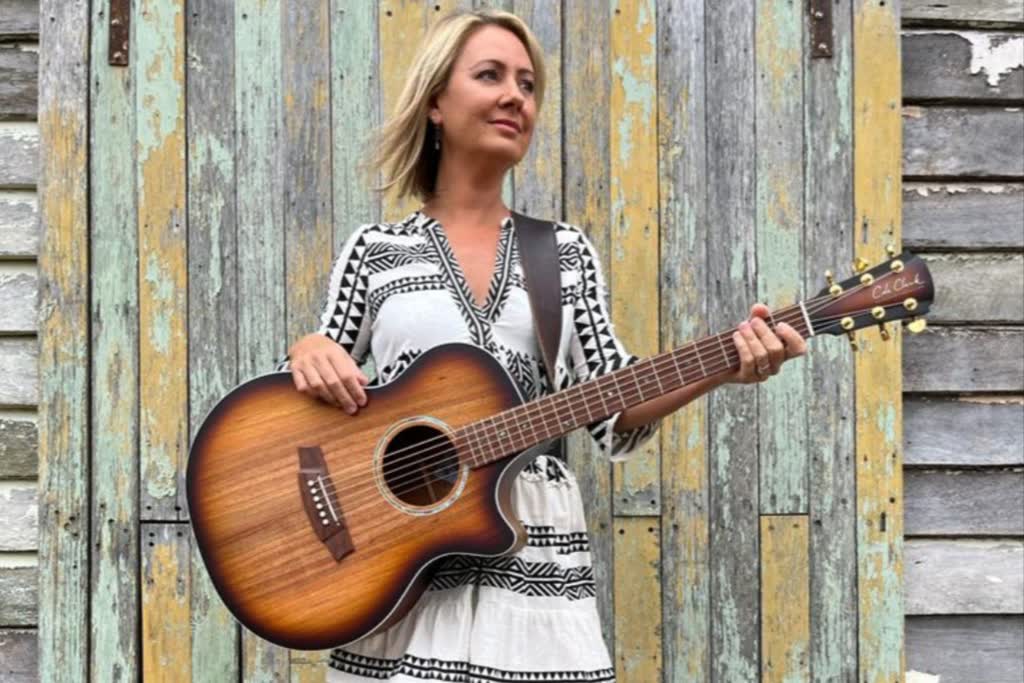 Brooke Supple, musical soloist in Gold Coast