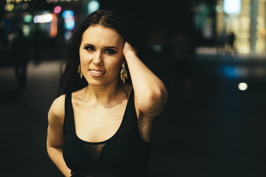 Annie Lumley Music, singer in Gold Coast