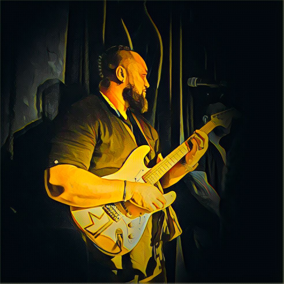 Wayne Pepe, musical soloist in Gold Coast