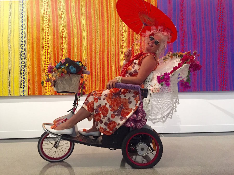 Guerrilla Granny, roving entertainer in Perth, photo 2