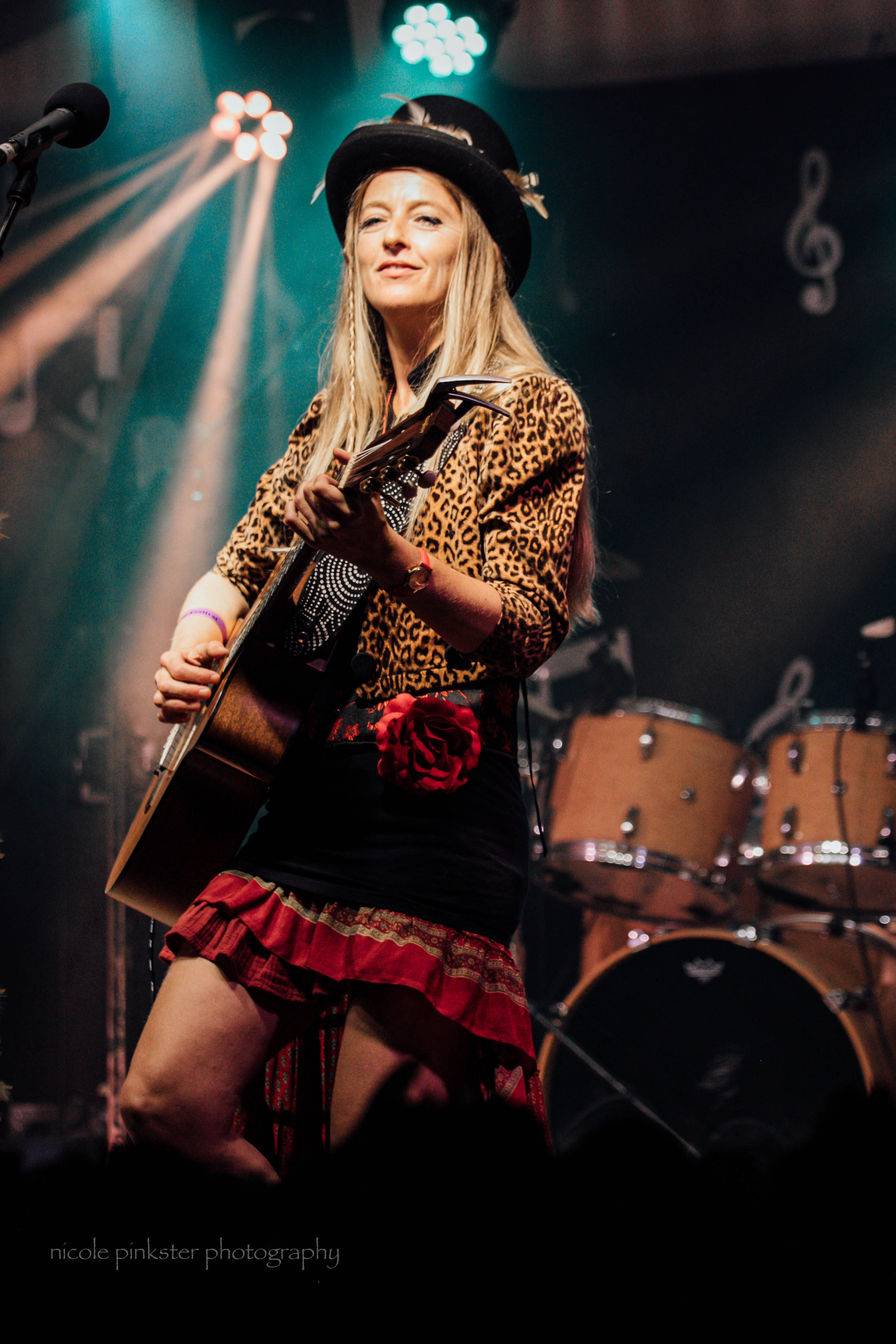 Szara Fox & The Midnight Secrets, folk band in Healesville