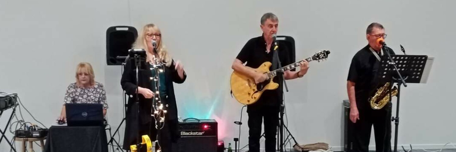 Eagles Nest, cover band in Hervey Bay, photo 3