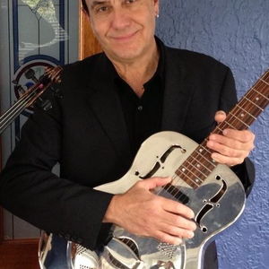 Billy Whitton......also...... Billy whitton & the Swingcats, guitarist in Hobart, photo 2