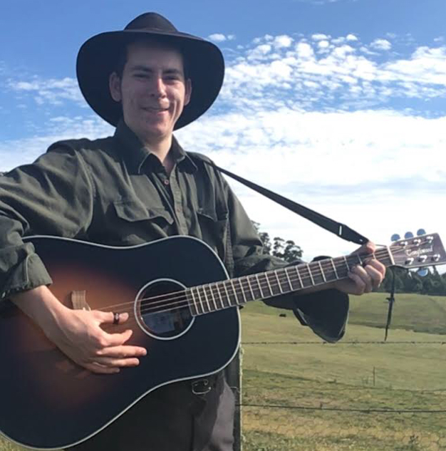 Con Whelan, country singer in Hobart