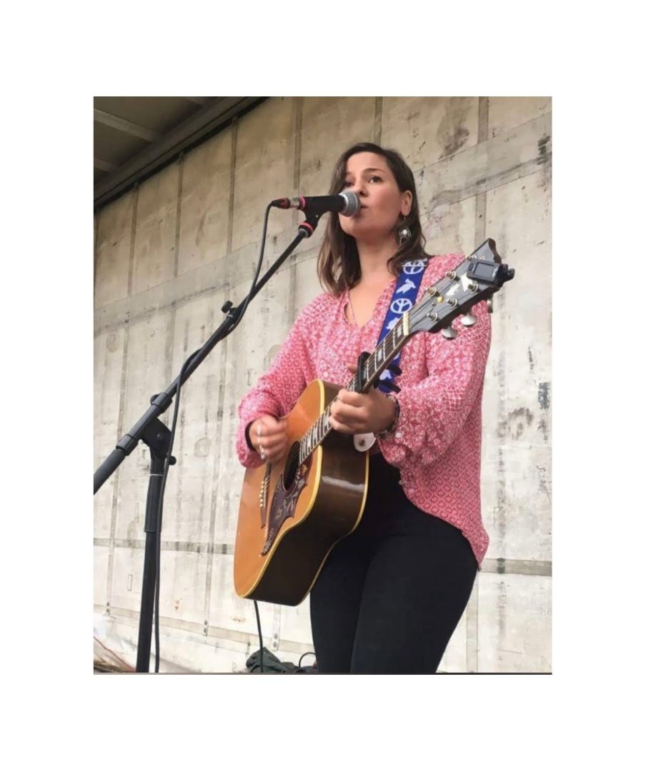 Bridget Pross, singer in Hobart
