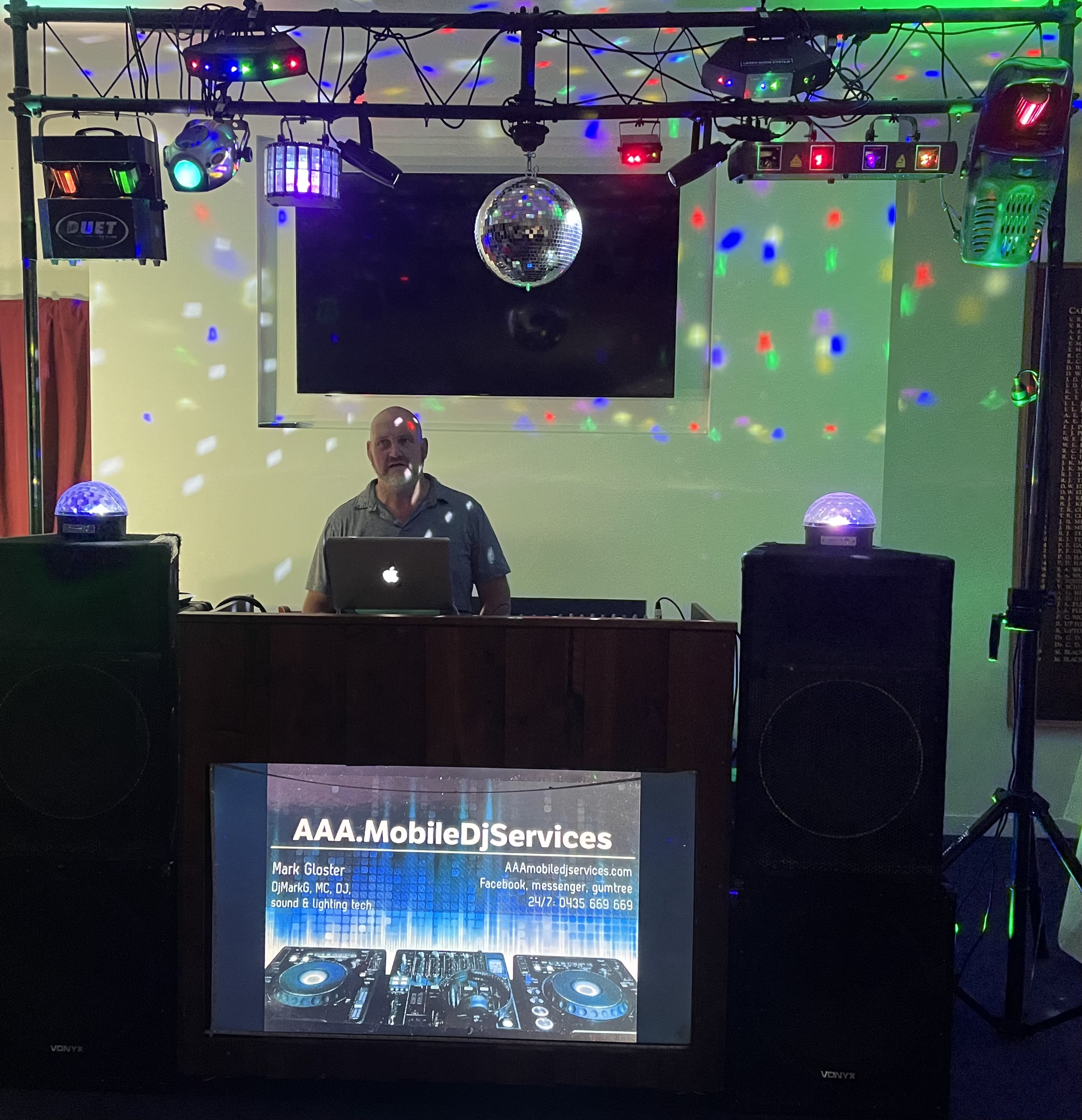 AAA Mobile Dj , DjMarkG, live in Hobart