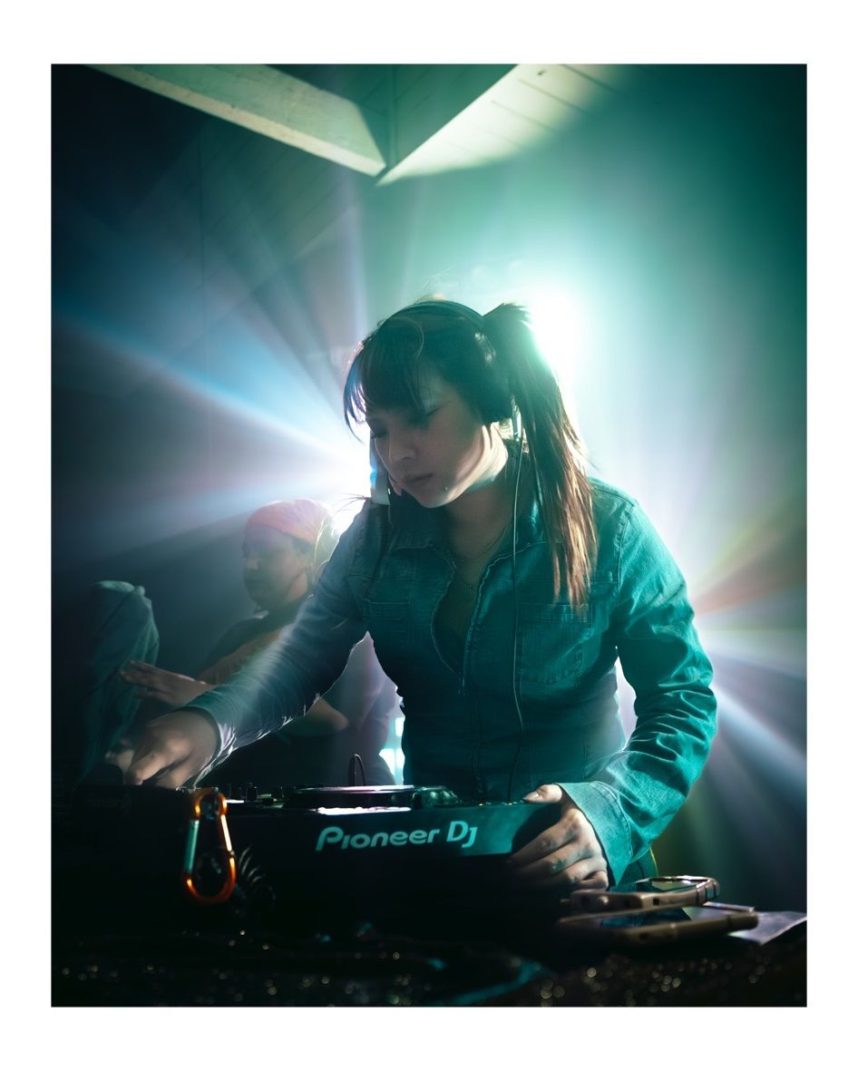 L$F, dj in Hobart