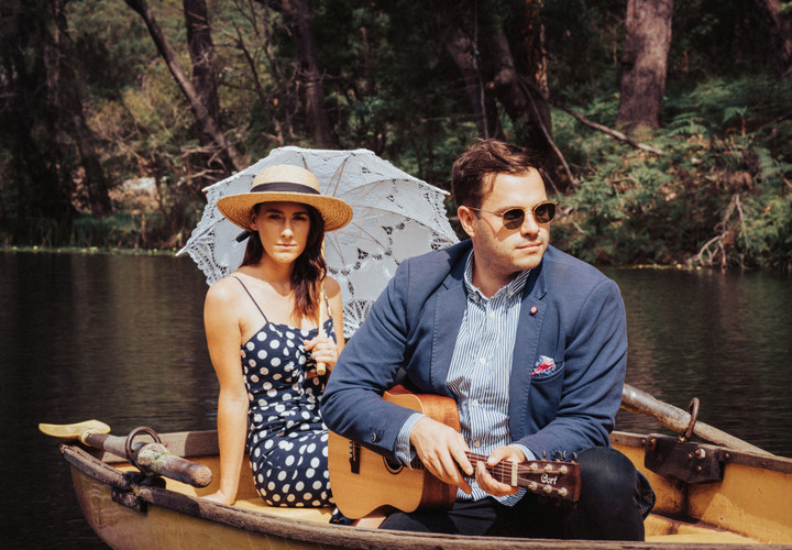 Oberon Lane, musical duo in Hobart